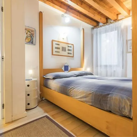 Ca' Francesca Apartment *